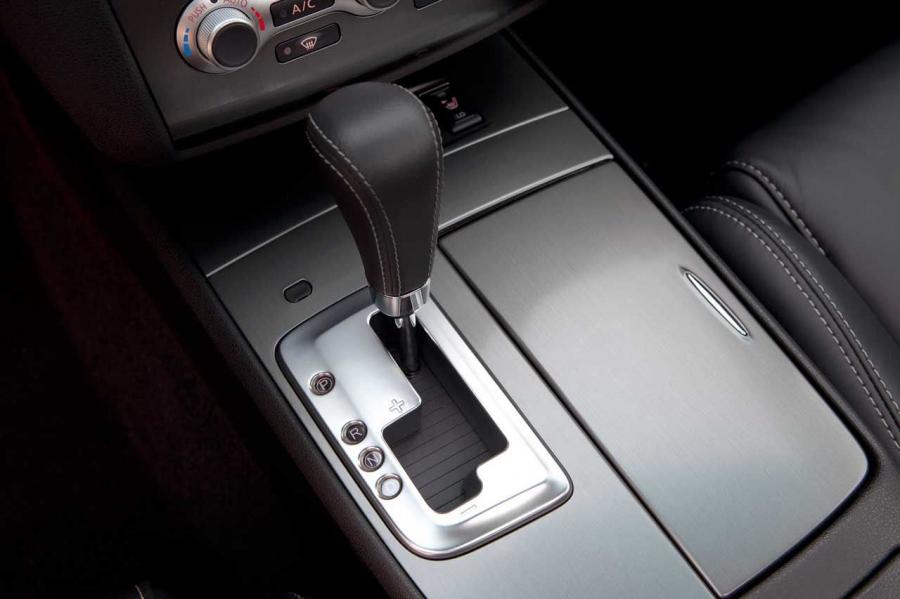  Nissan Maxima 2012 года  (фото 21 из 26)